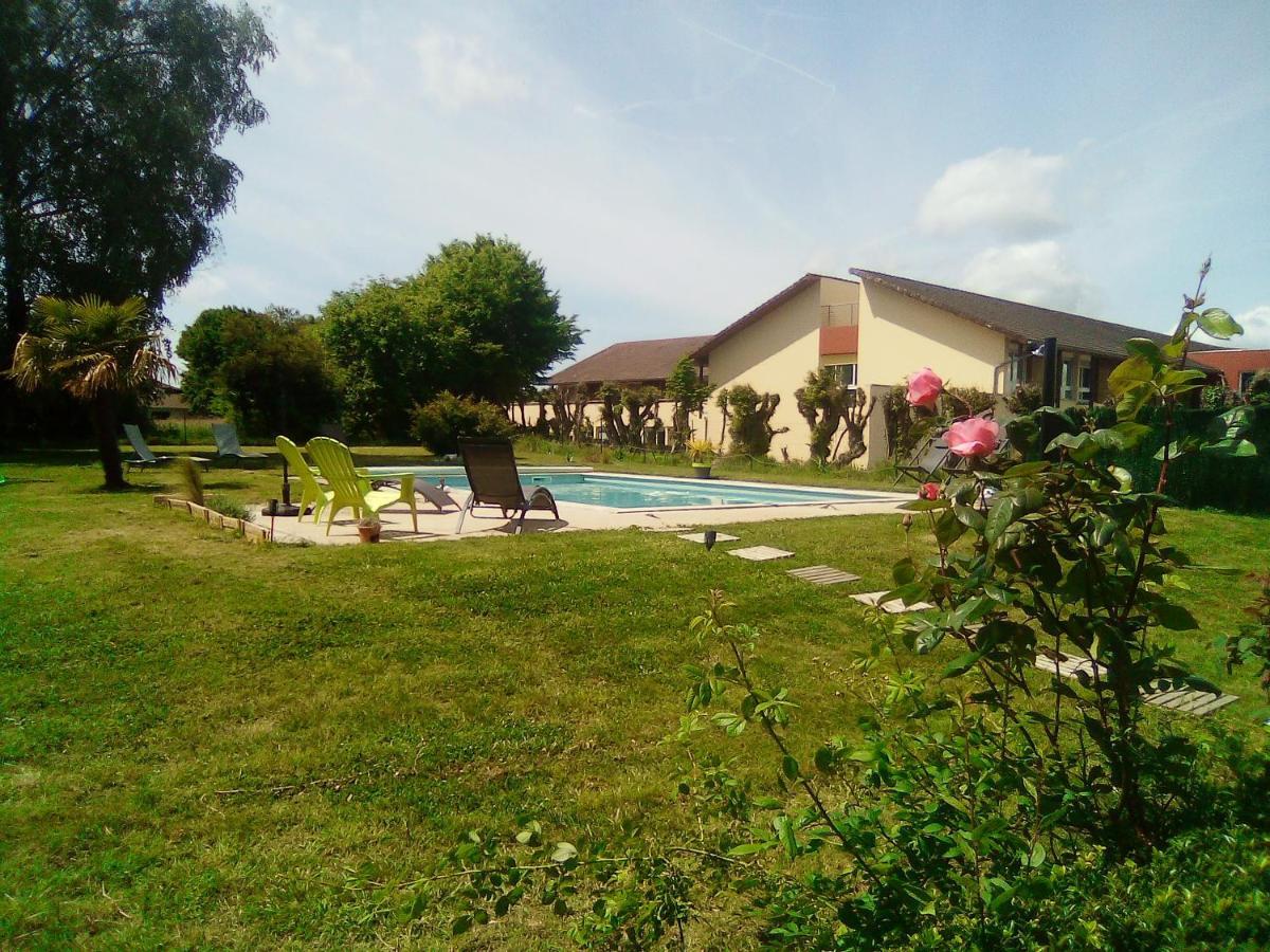 La Villa Du Bearn Garlin 外观 照片